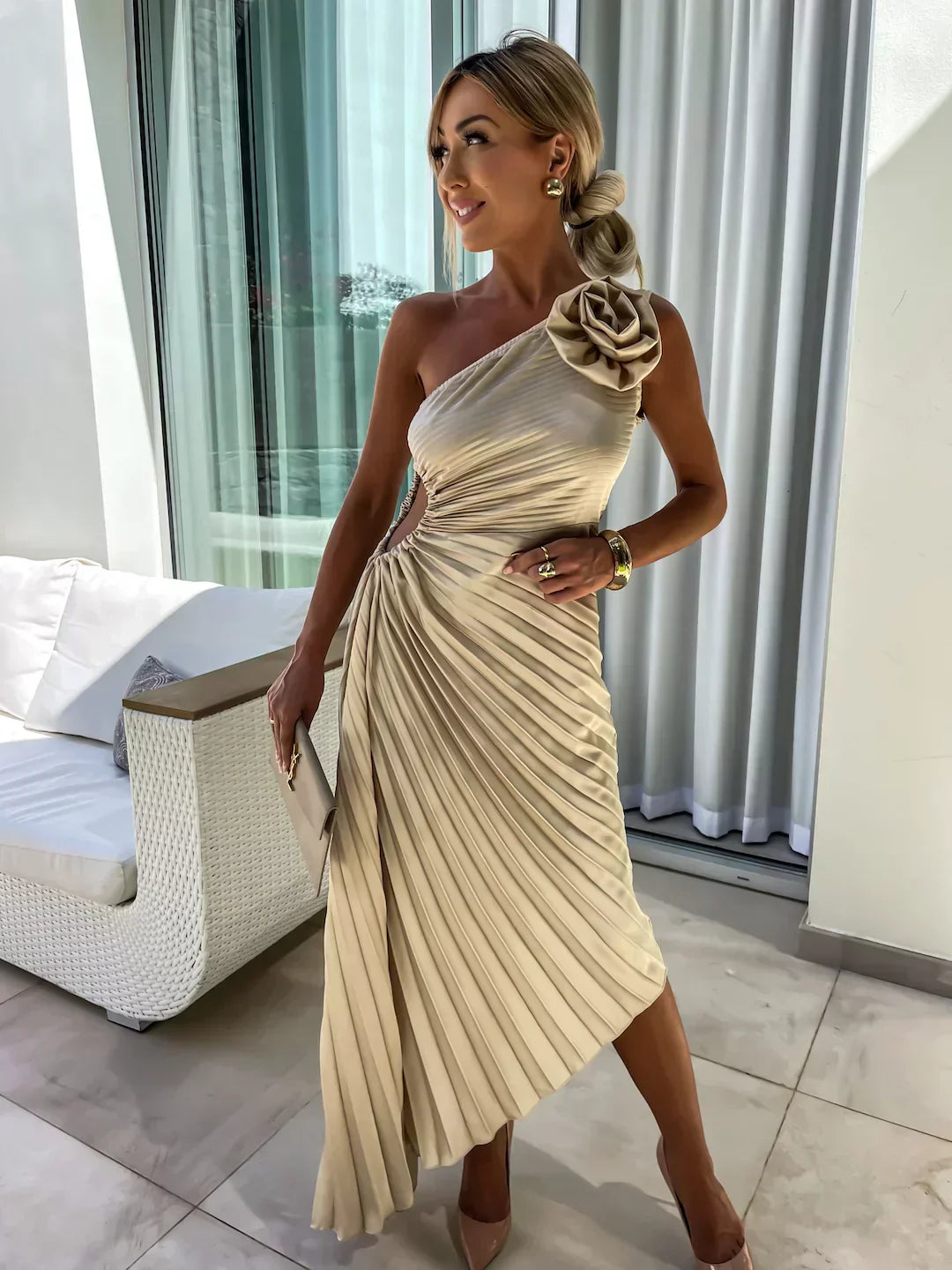 Women's Timeless Flowing Pleated One-Shoulder Floral Dress