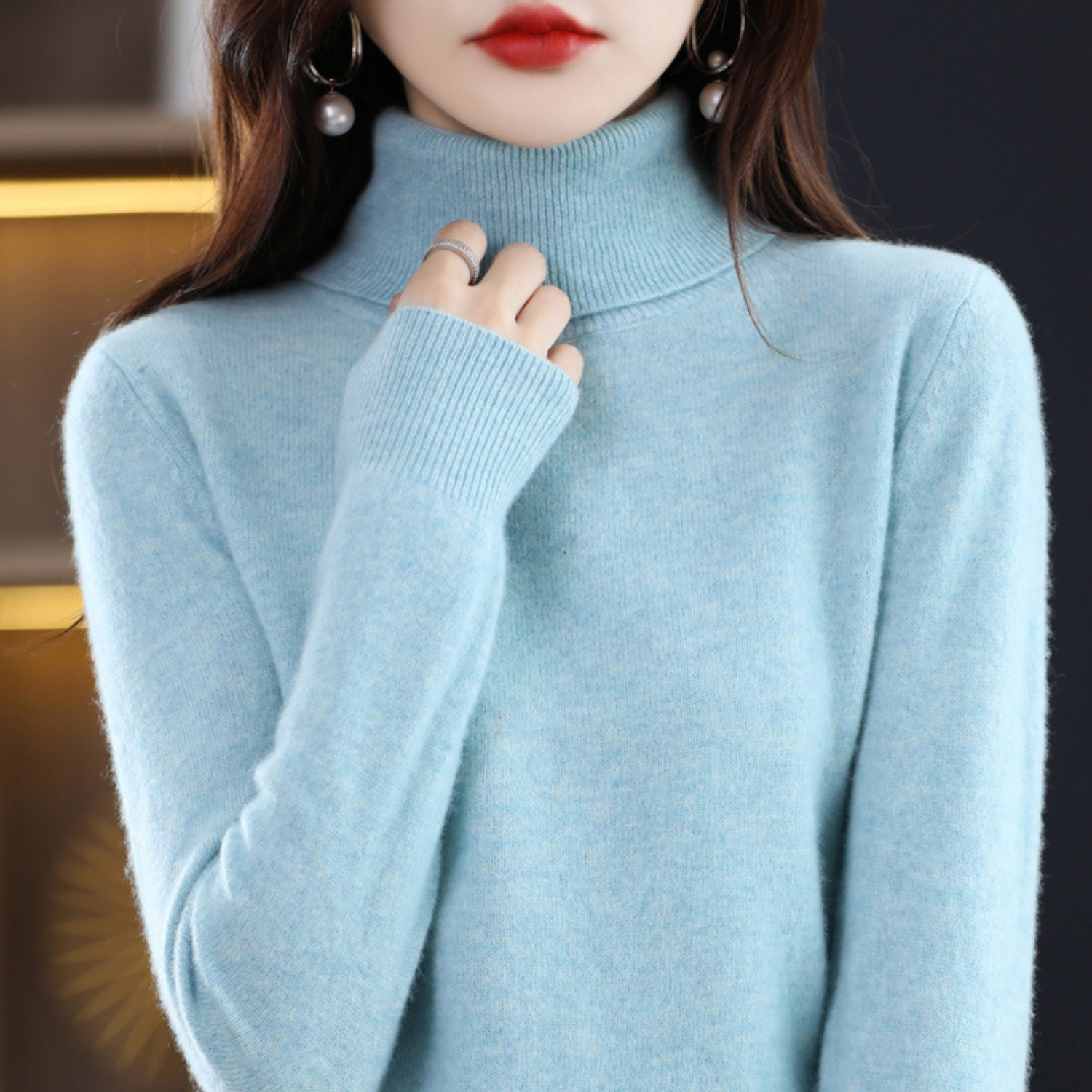 Women's Fashion Outdoor Warmth Knitted Roll Neck Sweater