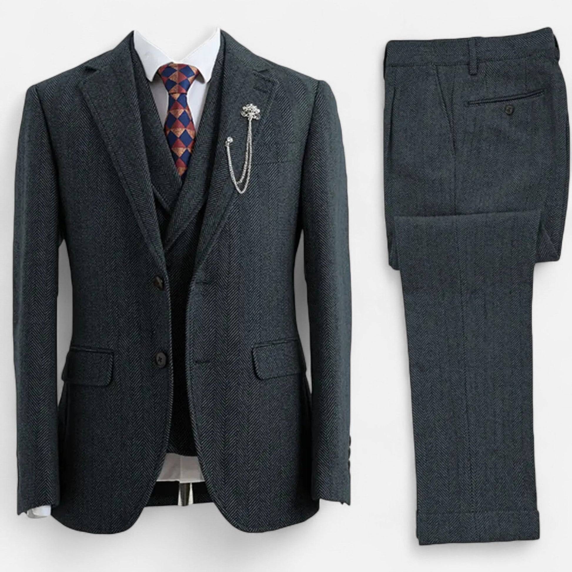 Men’s Exquisite Sleek Three-Piece Tweed Herringbone Suit