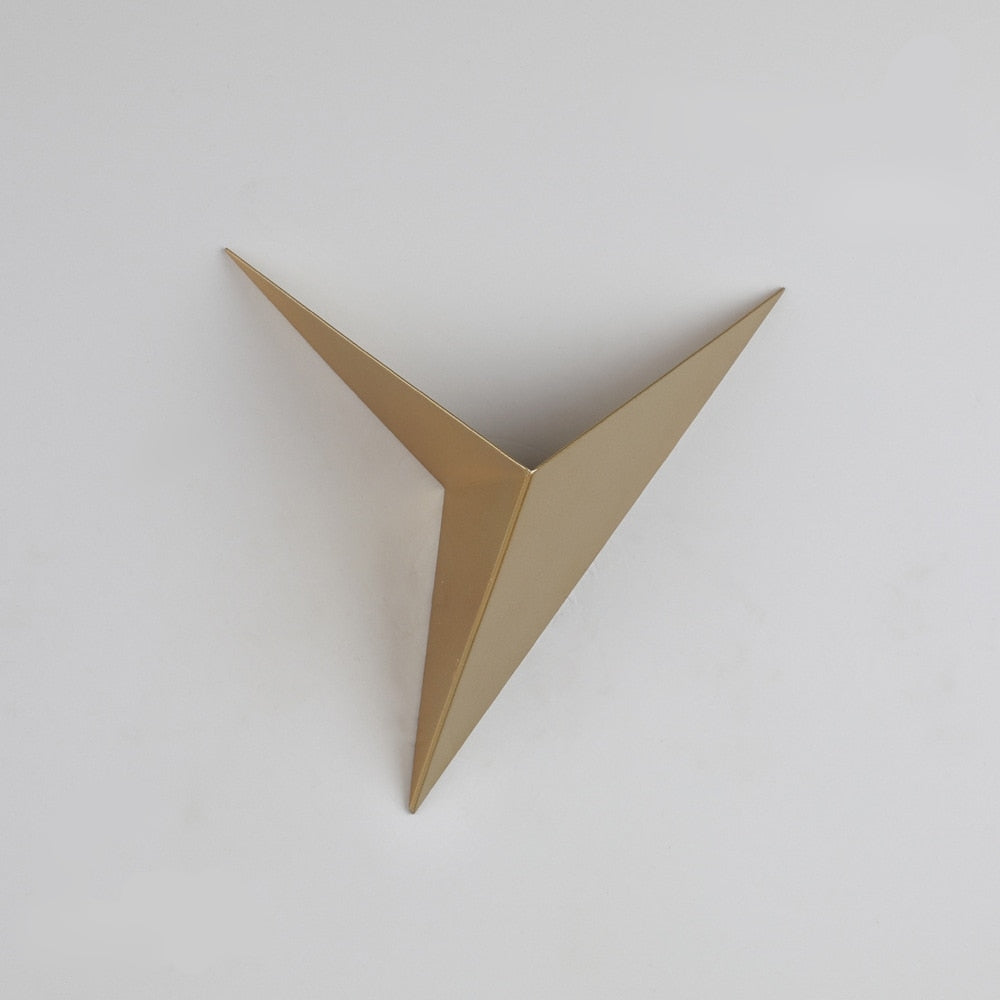 Trigon™ Wall Light - Image 15