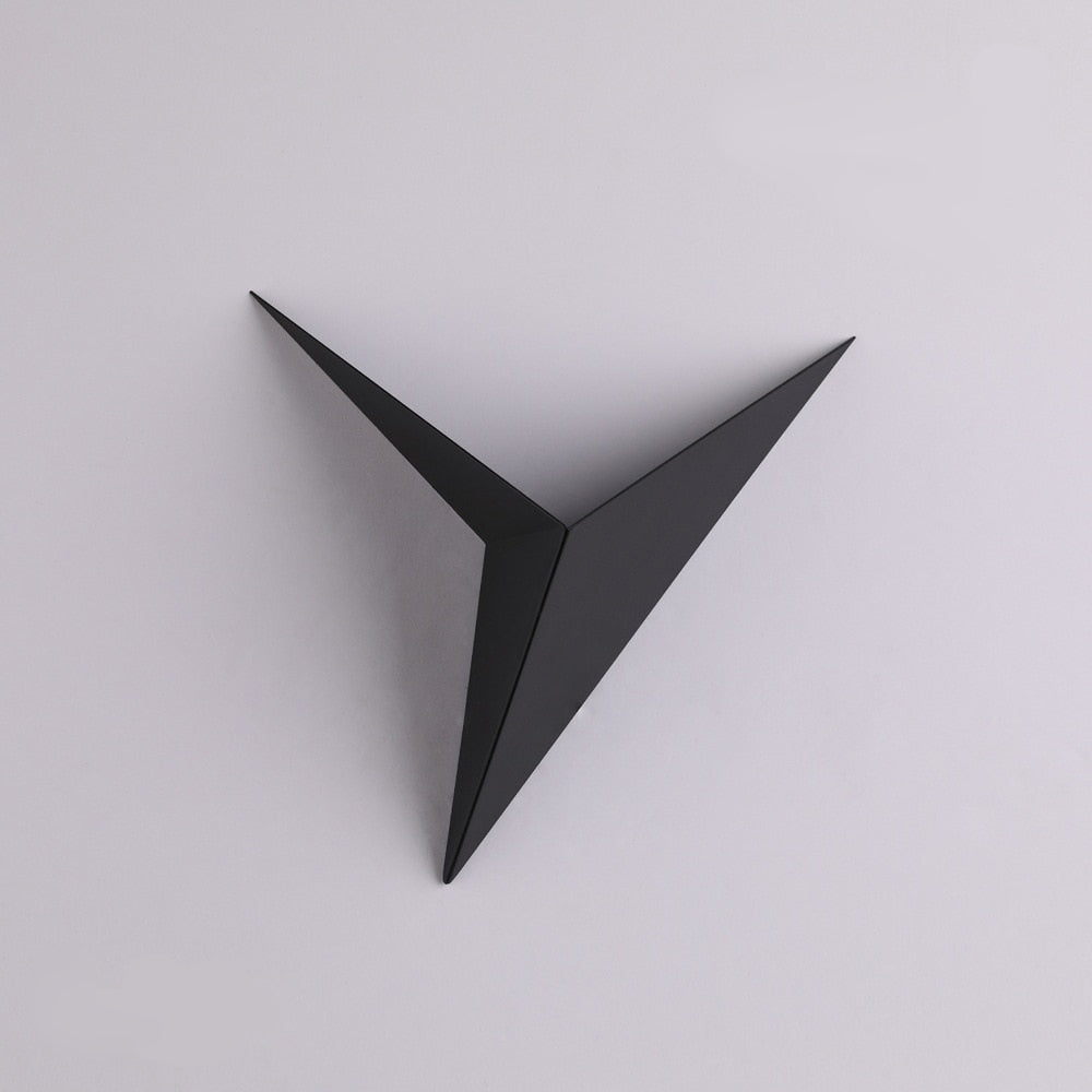 Trigon™ Wall Light - Image 16