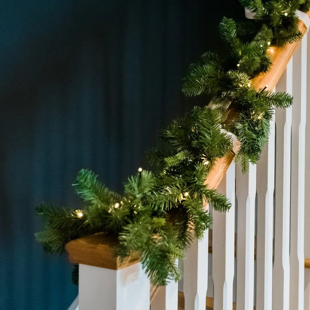 Christmas Garland Battery Operated 50 Warm White LED Lights - Image 3