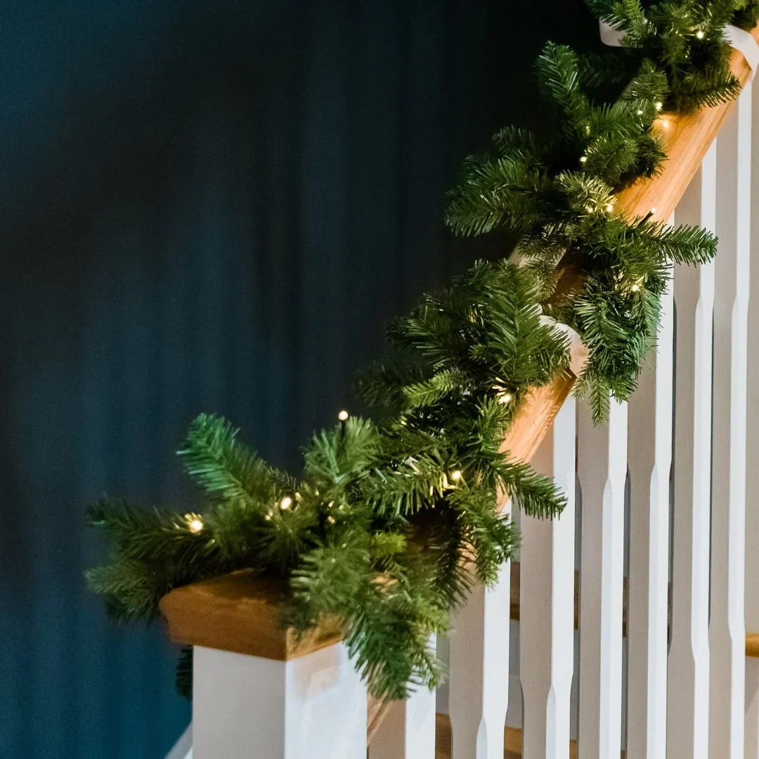 Christmas Garland Battery Operated 50 Warm White LED Lights - Image 3