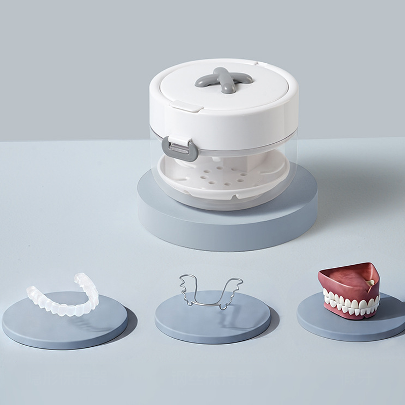 3-in-1 Retainer Case Leak Proof Soaking Box Mirror Brush Travel - Image 3