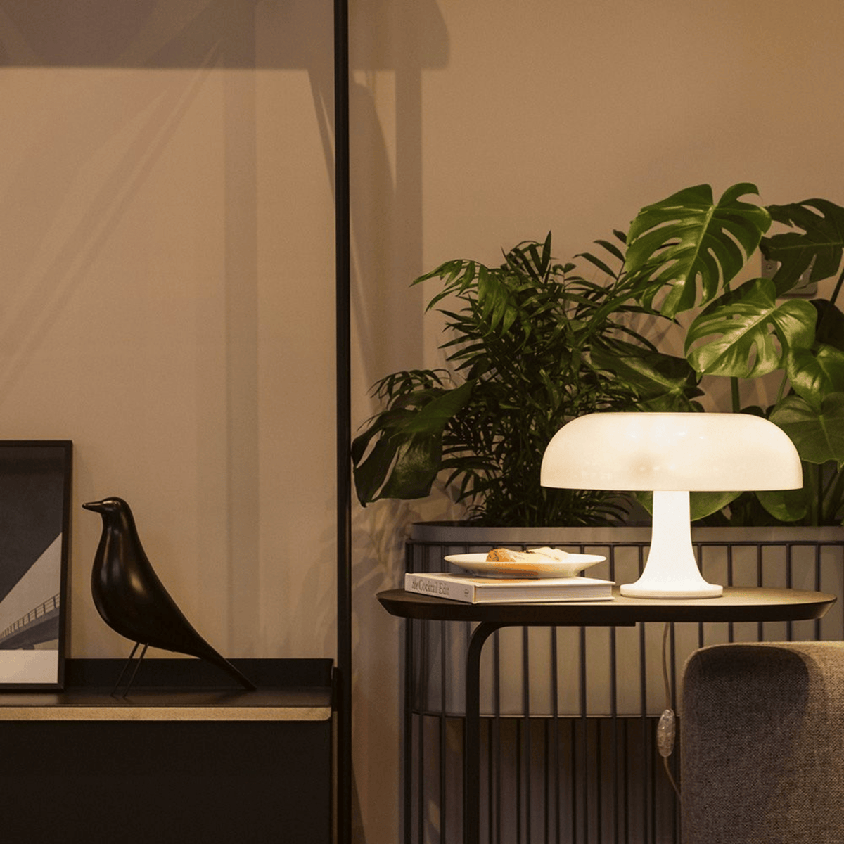 Retro Mushroom Table Lamp — product view 9