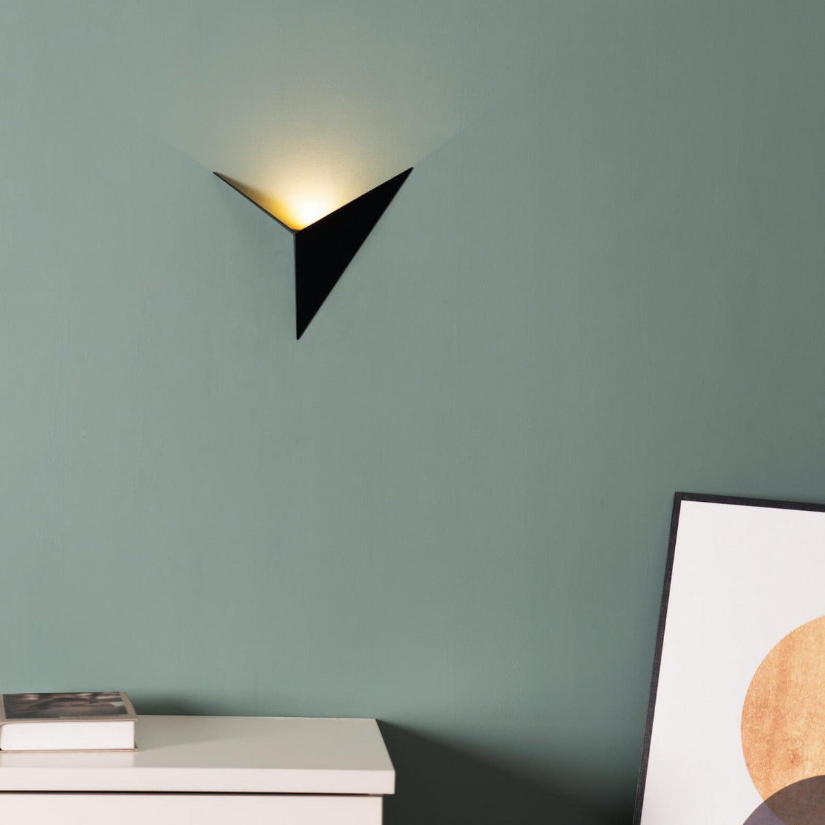 Luxurious Sleek Triangular LED Wall Light with Captivating Design — product view 5