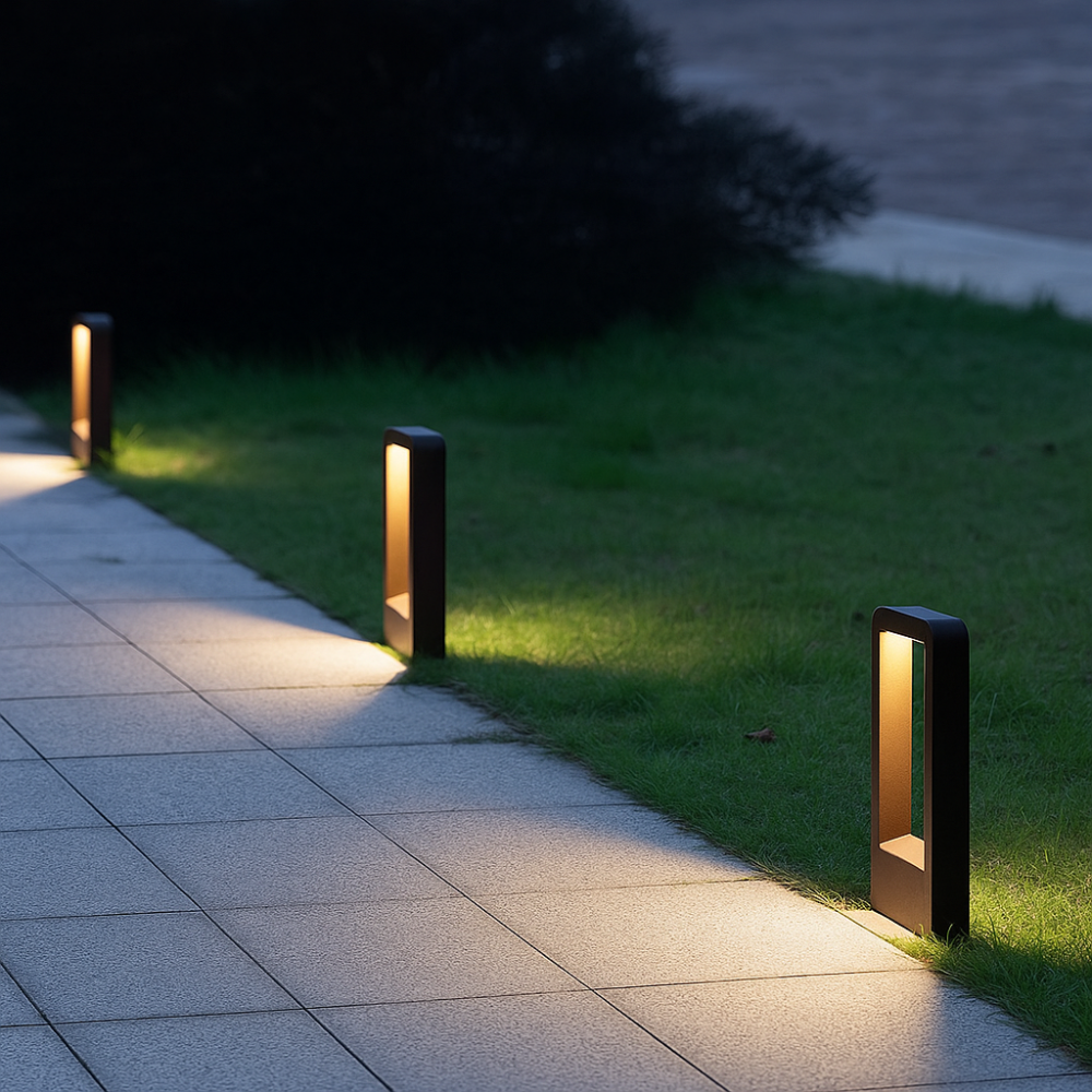 Compact Wireless Motion Sensor Weather-resistant LED Security Light for Modern Home — product view 1